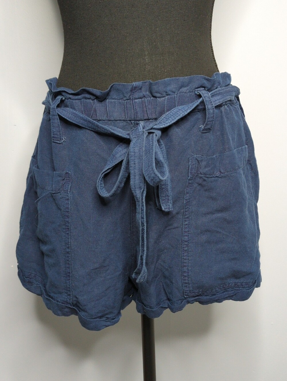 Lucky Brand Navy Linen Paperbag High Rise Tie Waist Shorts - Size M